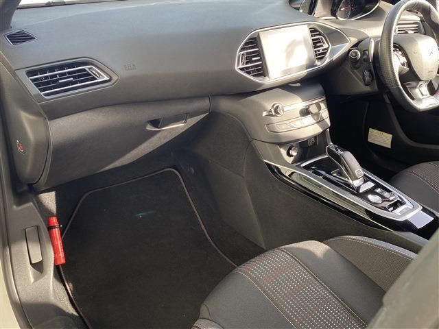 PEUGEOT 308SW 2019 Image 31