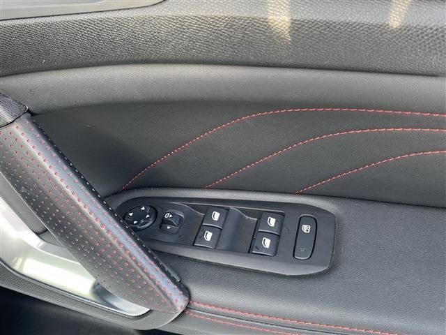 PEUGEOT 308SW 2019 Image 31