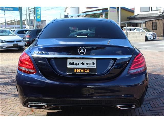 MERCEDES BENZ C CLAS 2017 Image 31