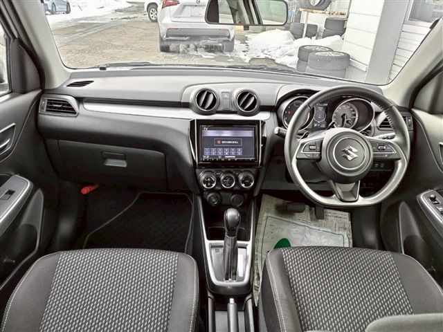 SUZUKI SWIFT 4WD 2017 Image 31