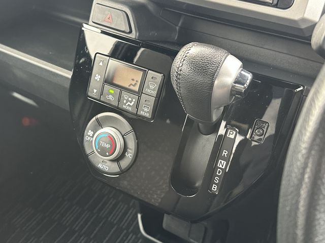 DAIHATSU WAKE 2017 Image 31