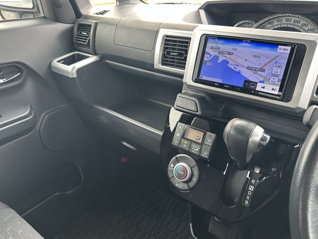 DAIHATSU WAKE 2017 Image 31