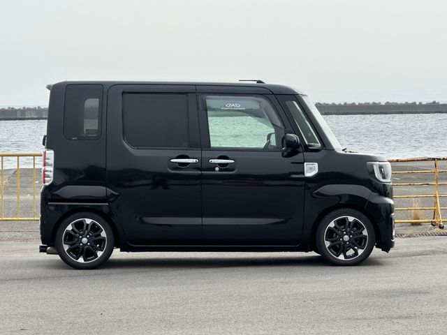 DAIHATSU WAKE 2017 Image 31