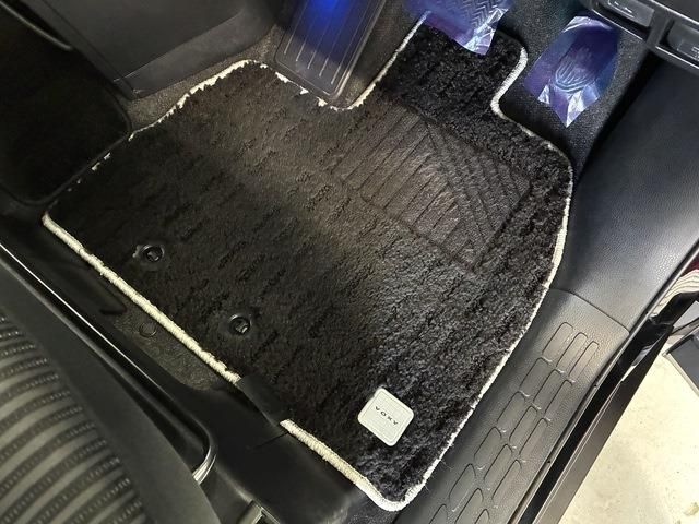 TOYOTA VOXY HYBRID 2019 Image 31