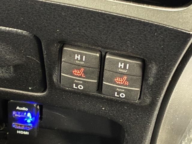 TOYOTA VOXY HYBRID 2019 Image 31