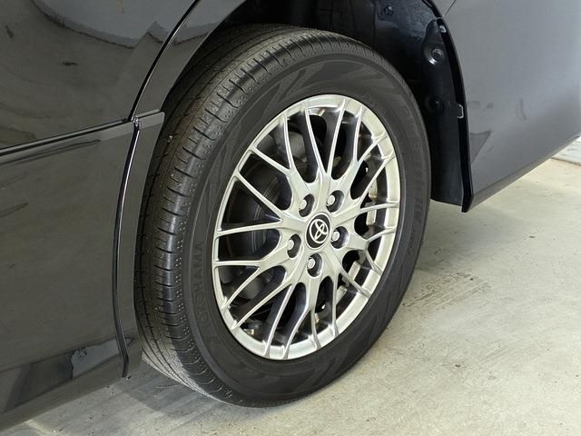 TOYOTA VOXY HYBRID 2019 Image 31