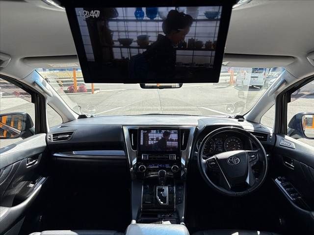 TOYOTA ALPHARD 2019 Image 31