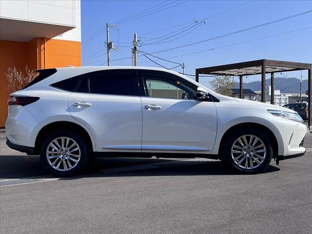 TOYOTA HARRIER 2WD 2017 Image 31