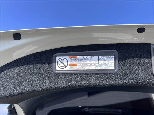 TOYOTA HARRIER 2WD 2017 Image 31