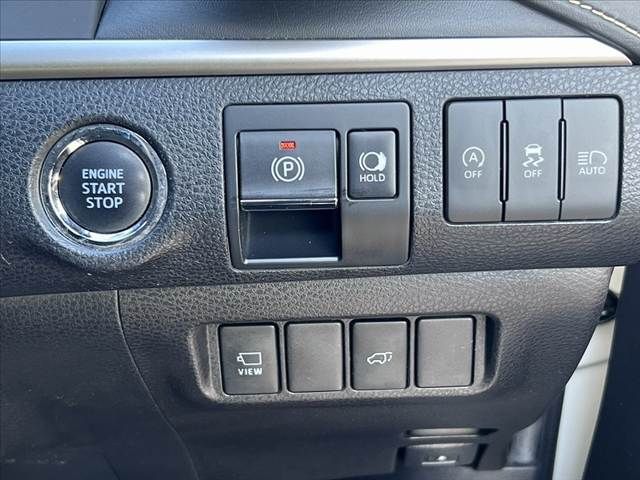 TOYOTA HARRIER 2WD 2017 Image 31