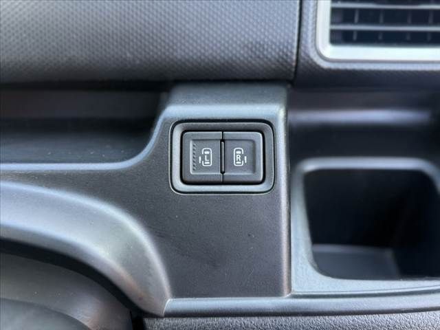 MITSUBISHI DELICA D:2 CUSTOM 2W 2017 Image 31