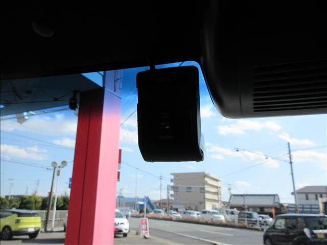 HONDA N BOX CUSTOM 2018 Image 31