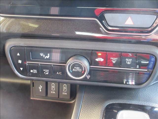 HONDA N BOX CUSTOM 2018 Image 31