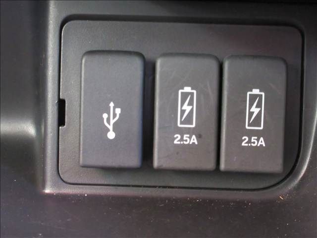 HONDA N BOX CUSTOM 2018 Image 31