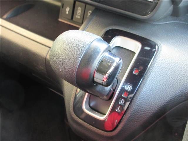 HONDA N BOX CUSTOM 2018 Image 31