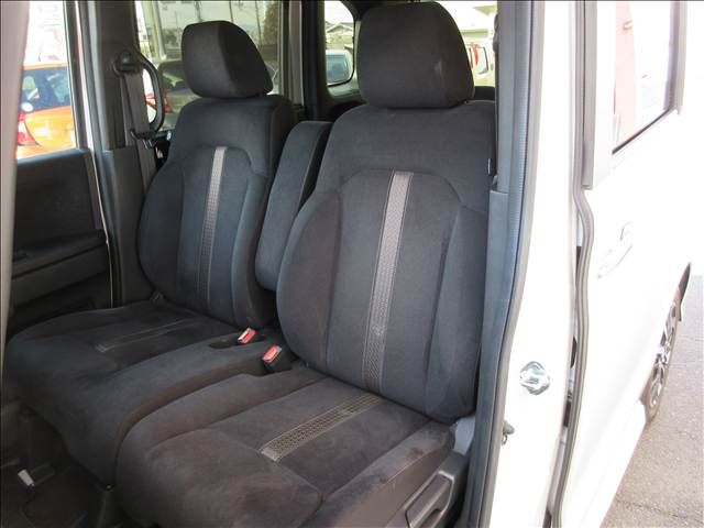 HONDA N BOX CUSTOM 2018 Image 31