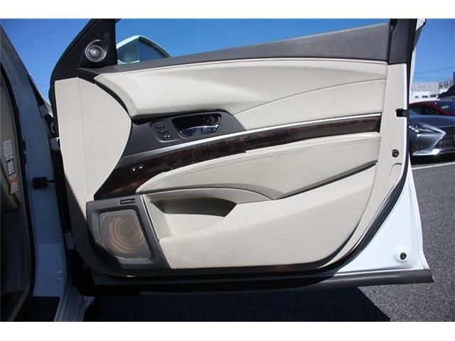 HONDA LEGEND HYBRID 2015 Image 31