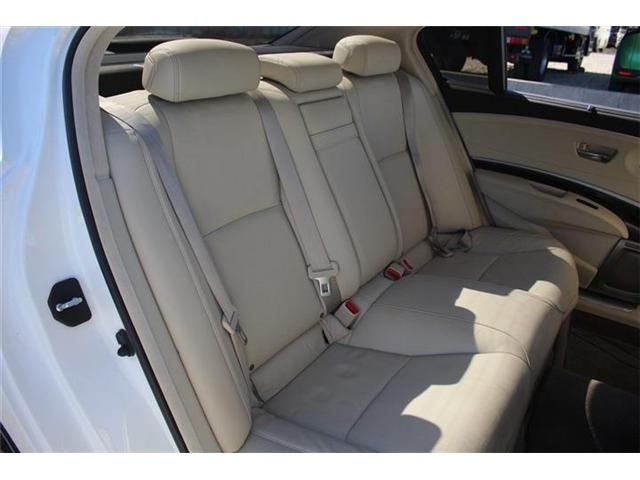 HONDA LEGEND HYBRID 2015 Image 31