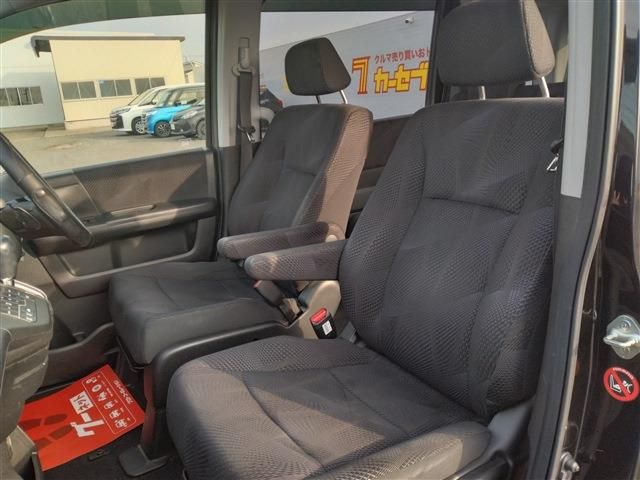 HONDA STEPWAGON SPADA 2011 Image 31