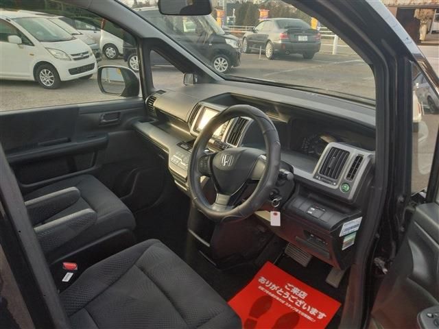 HONDA STEPWAGON SPADA 2011 Image 31