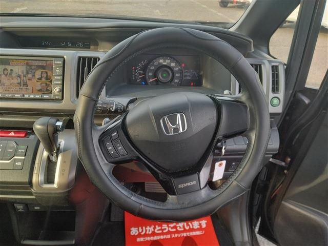 HONDA STEPWAGON SPADA 2011 Image 31