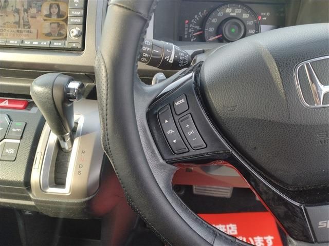 HONDA STEPWAGON SPADA 2011 Image 31