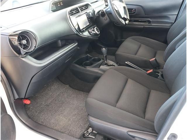 TOYOTA AQUA 2019 Image 31