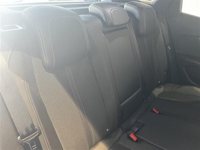 PEUGEOT 3008 2022 Image 31