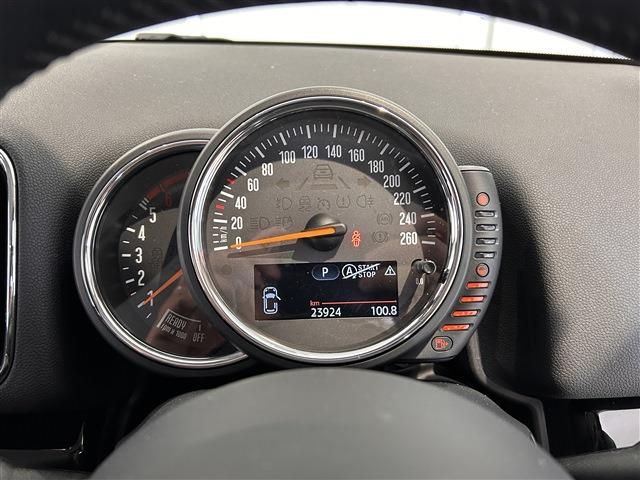 BMW MINI COOPER D CR 2017 Image 31