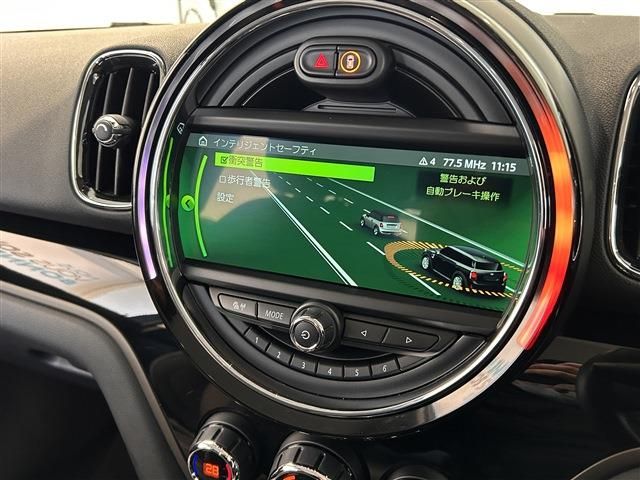 BMW MINI COOPER D CR 2017 Image 31