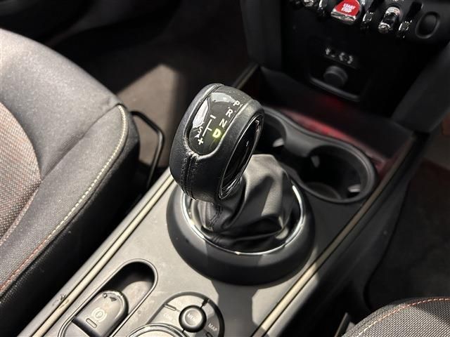 BMW MINI COOPER D CR 2017 Image 31