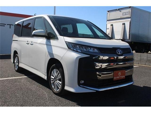 TOYOTA NOAH 4WD 2023 Image 31