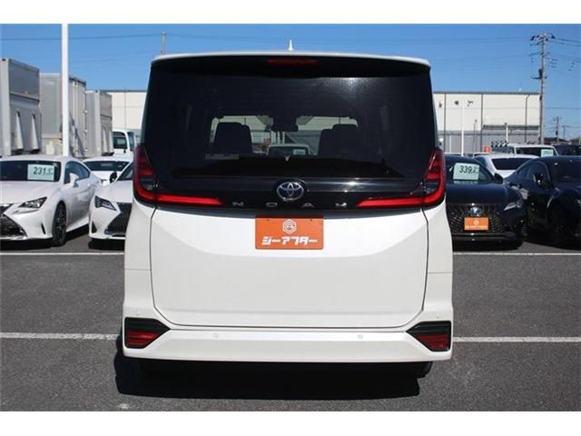 TOYOTA NOAH 4WD 2023 Image 31