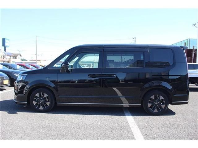 HONDA STEPWAGON E:HEV SPAD 2022 Image 31