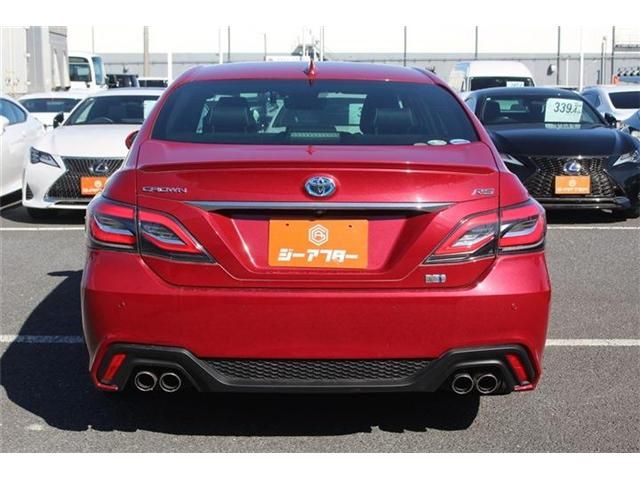 TOYOTA CROWN SEDAN HYBRID 2019 Image 31