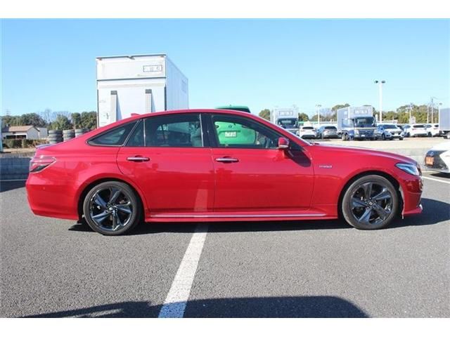 TOYOTA CROWN SEDAN HYBRID 2019 Image 31