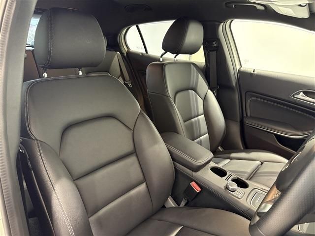 MERCEDES BENZ GLA CL 2017 Image 31