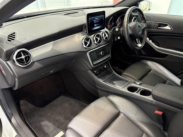 MERCEDES BENZ GLA CL 2017 Image 31