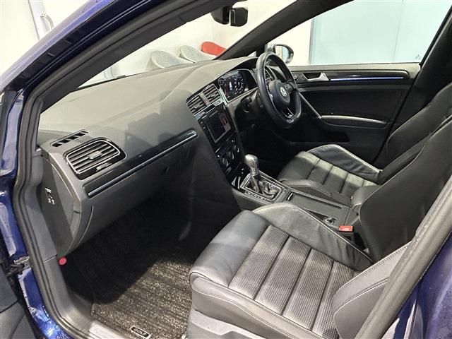 VOLKSWAGEN GOLF R VA 2019 Image 31