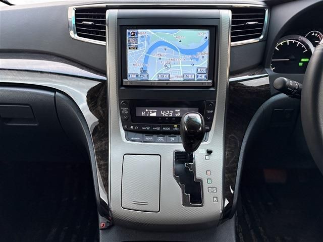 TOYOTA ALPHARD HYBRID 4WD 2014 Image 31