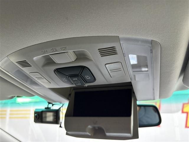 TOYOTA ALPHARD HYBRID 4WD 2014 Image 31