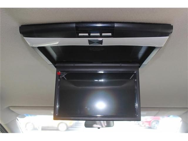 NISSAN ELGRAND 2014 Image 31
