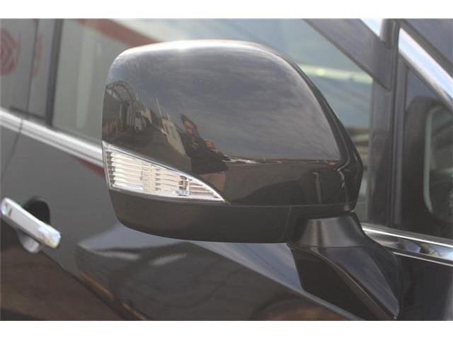 NISSAN ELGRAND 2014 Image 31