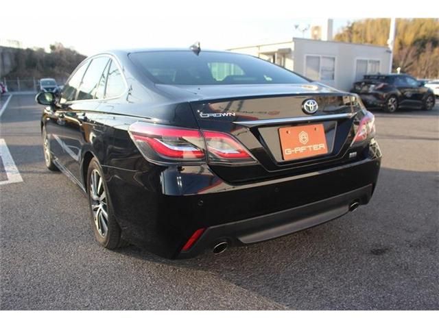 TOYOTA CROWN SEDAN HYBRID 2018 Image 31