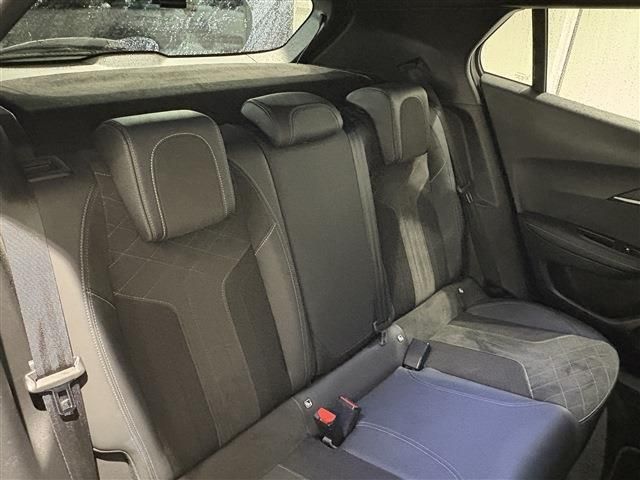 PEUGEOT 2008 2020 Image 31