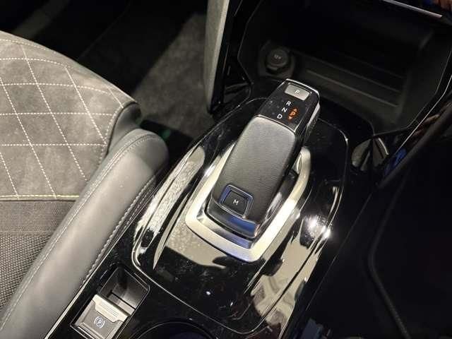 PEUGEOT 2008 2020 Image 31