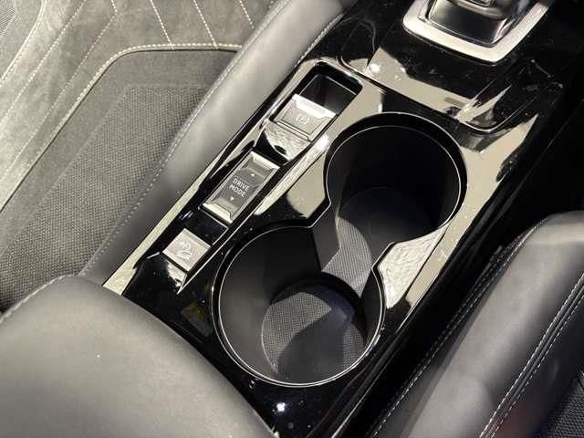 PEUGEOT 2008 2020 Image 31