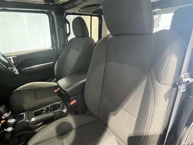 JEEP WRANGLER UNLIMI 2019 Image 31