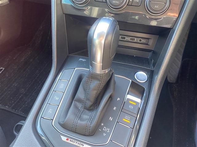 VOLKSWAGEN TIGUAN 2020 Image 31