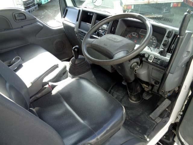 ISUZU  2019 Image 31